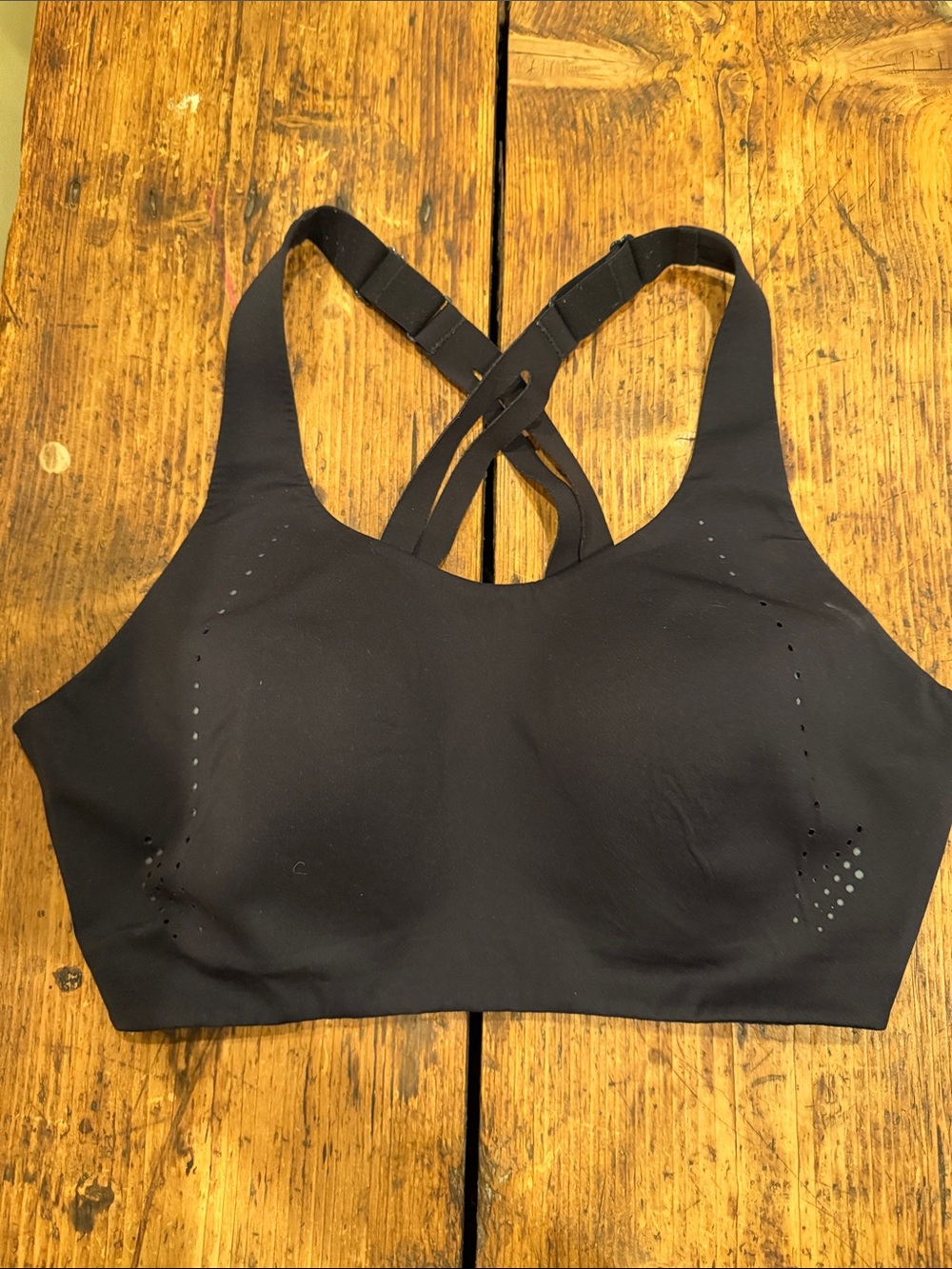 lululemon athletica Black Cross-Strap Laser-Cut Sports Bra